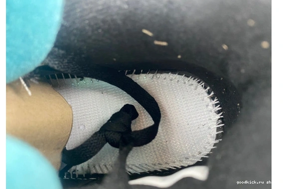  JORDAN  4 RETRO BQ7669-132 